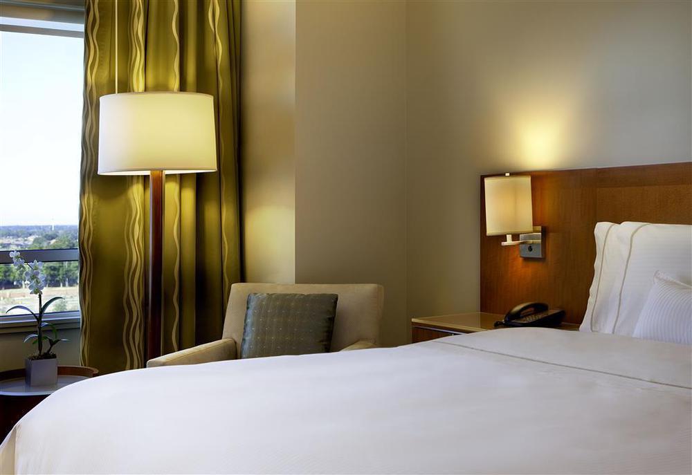 The Westin Lake Mary, Orlando North Room photo